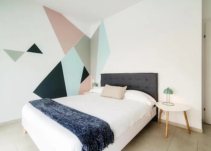 3 By Quokka 360 - Romantic One-bedroom Flat With Large Terrace