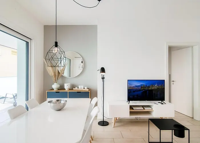 3 By Quokka 360 - Romantic One-bedroom Flat With Large Terrace *