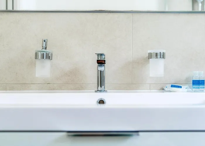 3 By Quokka 360 - Romantic One-bedroom Flat With Large Terrace *