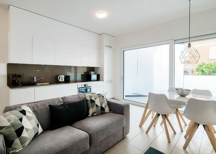 3 By Quokka 360 - Romantic One-bedroom Flat With Large Terrace Daire *