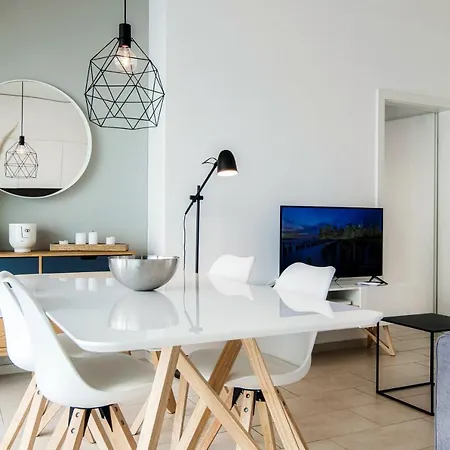 3 By Quokka 360 - Romantic One-bedroom Flat With Large Terrace