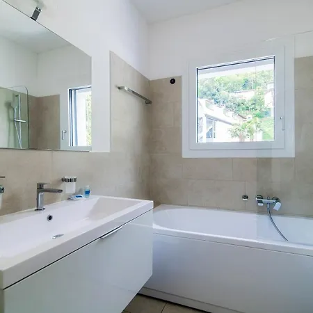 3 By Quokka 360 - Romantic One-bedroom Flat With Large Terrace Brissago