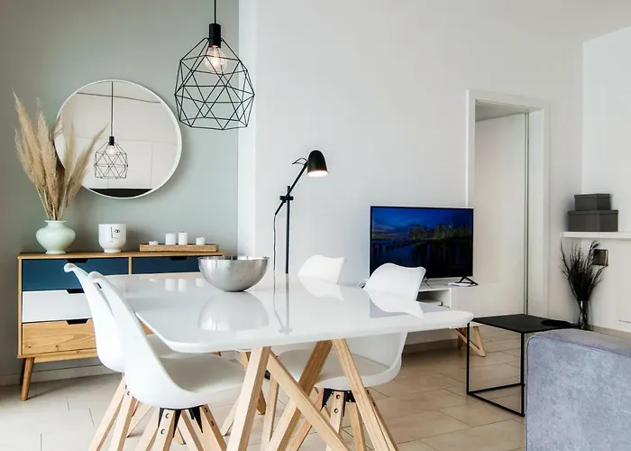 3 By Quokka 360 - Romantic One-bedroom Flat With Large Terrace