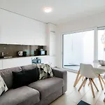 3 By Quokka 360 - Romantic One-bedroom Flat With Large Terrace شقة *